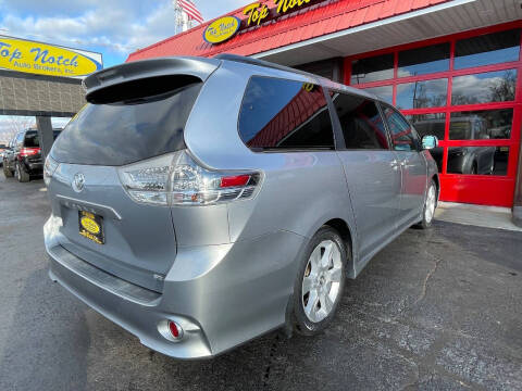 2011 Toyota Sienna SE 8-Passenger