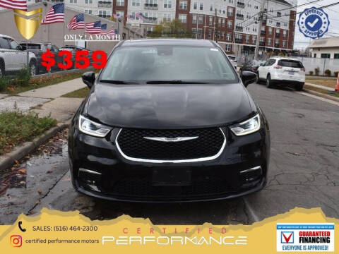 2024 Chrysler Pacifica Touring L