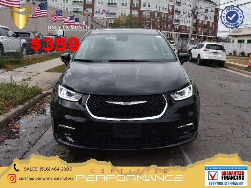 2024 Chrysler Pacifica Touring L