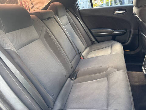 2018 Dodge Charger SXT Plus