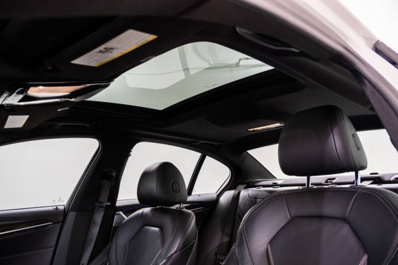 2018 BMW 5 Series 530i xDrive