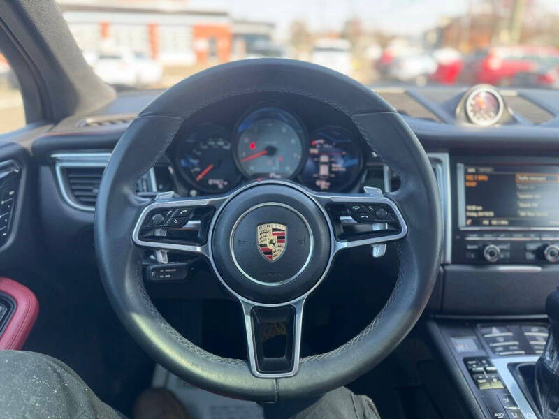 2016 Porsche Macan S