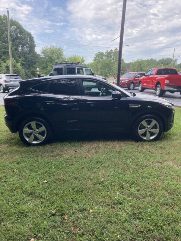 2019 Jaguar E-PACE P300 R-Dynamic SE
