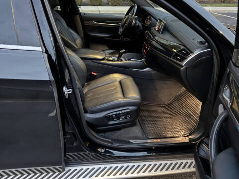 2017 BMW X6 xDrive50i