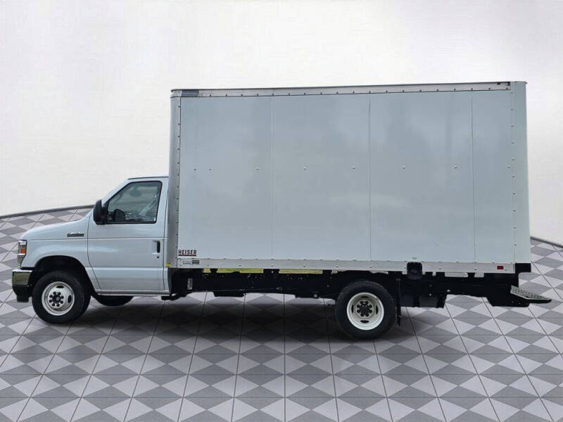 2025 Ford E-Series