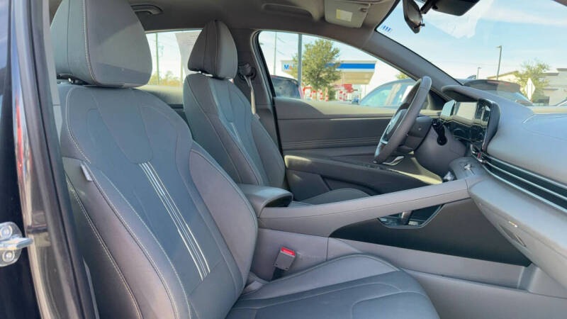 2023 Hyundai Elantra