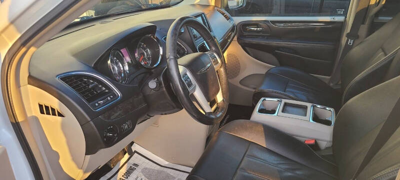 2010 Dodge Grand Caravan Crew