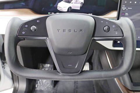 2023 Tesla Model X Standard Range