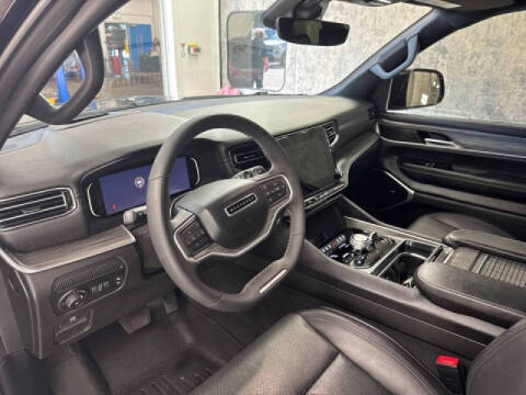 2023 Jeep Wagoneer L Series III