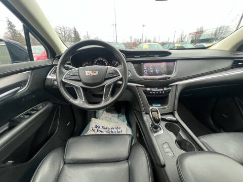 2017 Cadillac XT5 Luxury