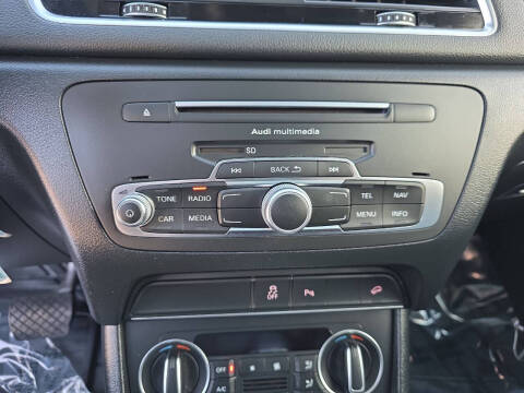 2017 Audi Q3 2.0T quattro Premium