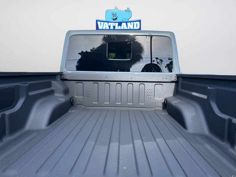 2026 Jeep Gladiator Shadow Ops