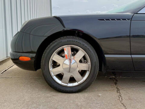 2002 Ford Thunderbird Deluxe
