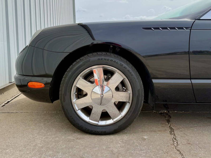 2002 Ford Thunderbird Deluxe
