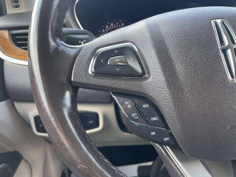 2017 Lincoln MKC Select