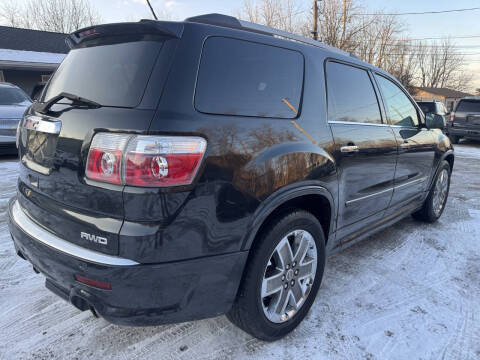 2011 GMC Acadia Denali