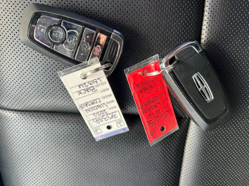 2022 Lincoln Corsair Standard