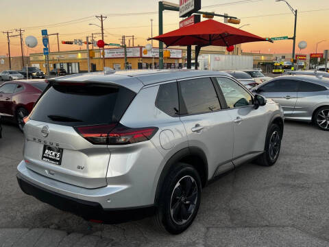 2024 Nissan Rogue SV