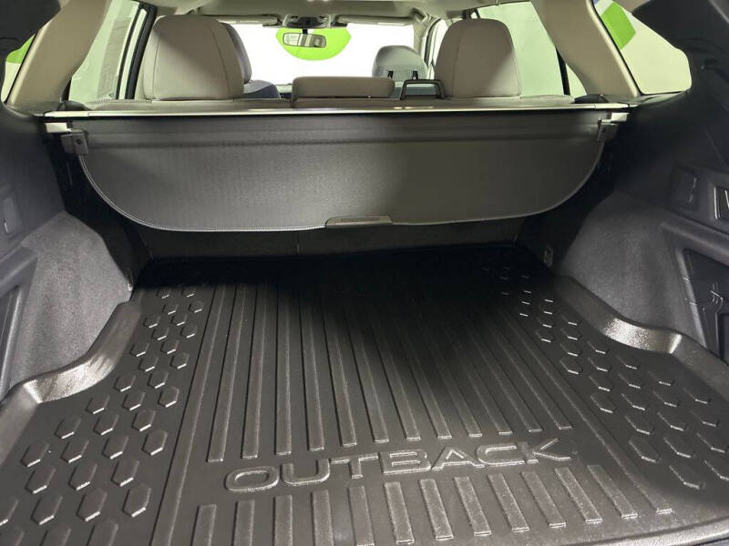 2023 Subaru Outback Premium