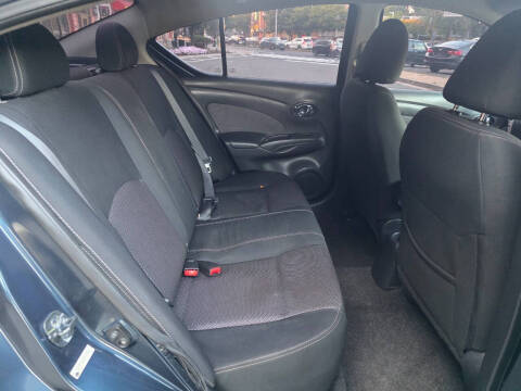 2016 Nissan Versa 1.6 SV