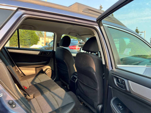 2018 Subaru Outback 2.5i