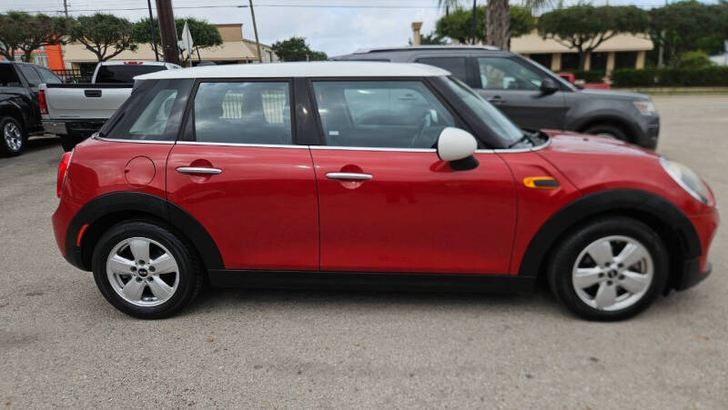 2016 MINI Hardtop 4 Door Cooper