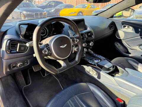 2020 Aston Martin Vantage