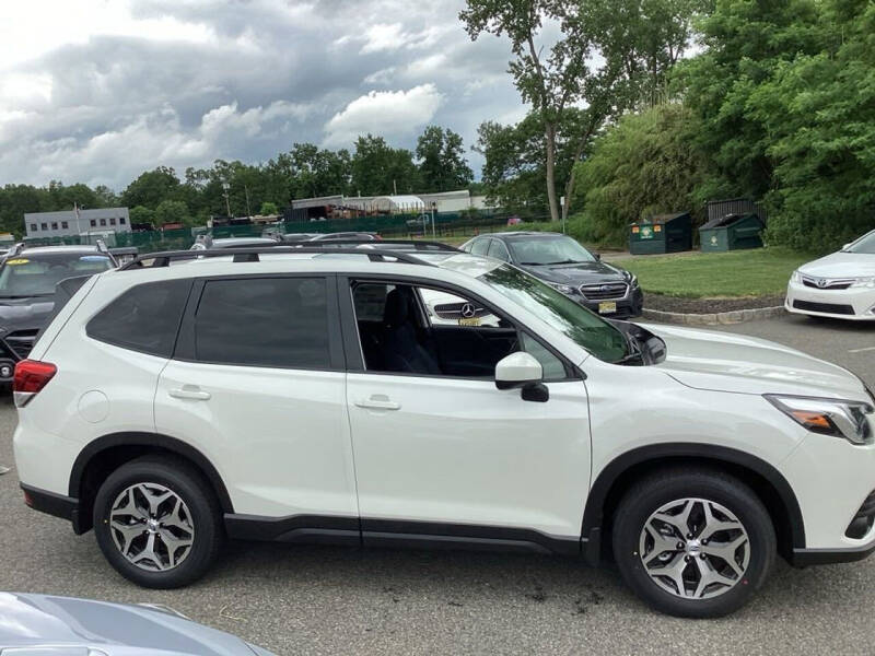 2024 Subaru Forester Premium