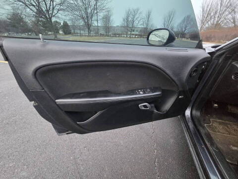 2016 Dodge Challenger SXT Plus