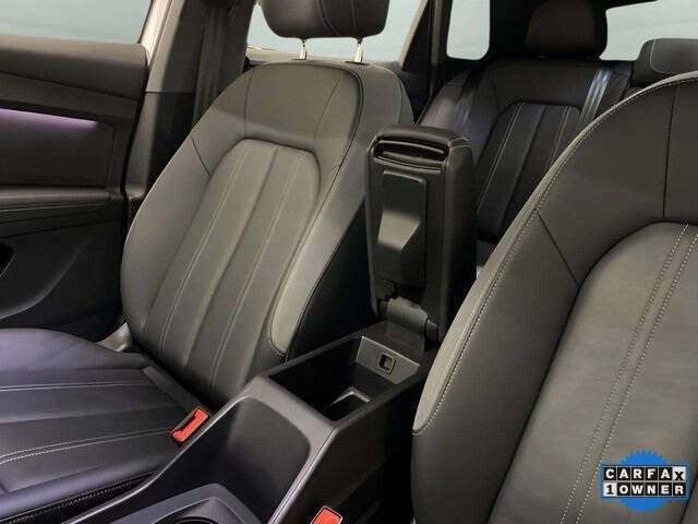 2024 Audi Q4 e-tron quattro Premium Plus 50