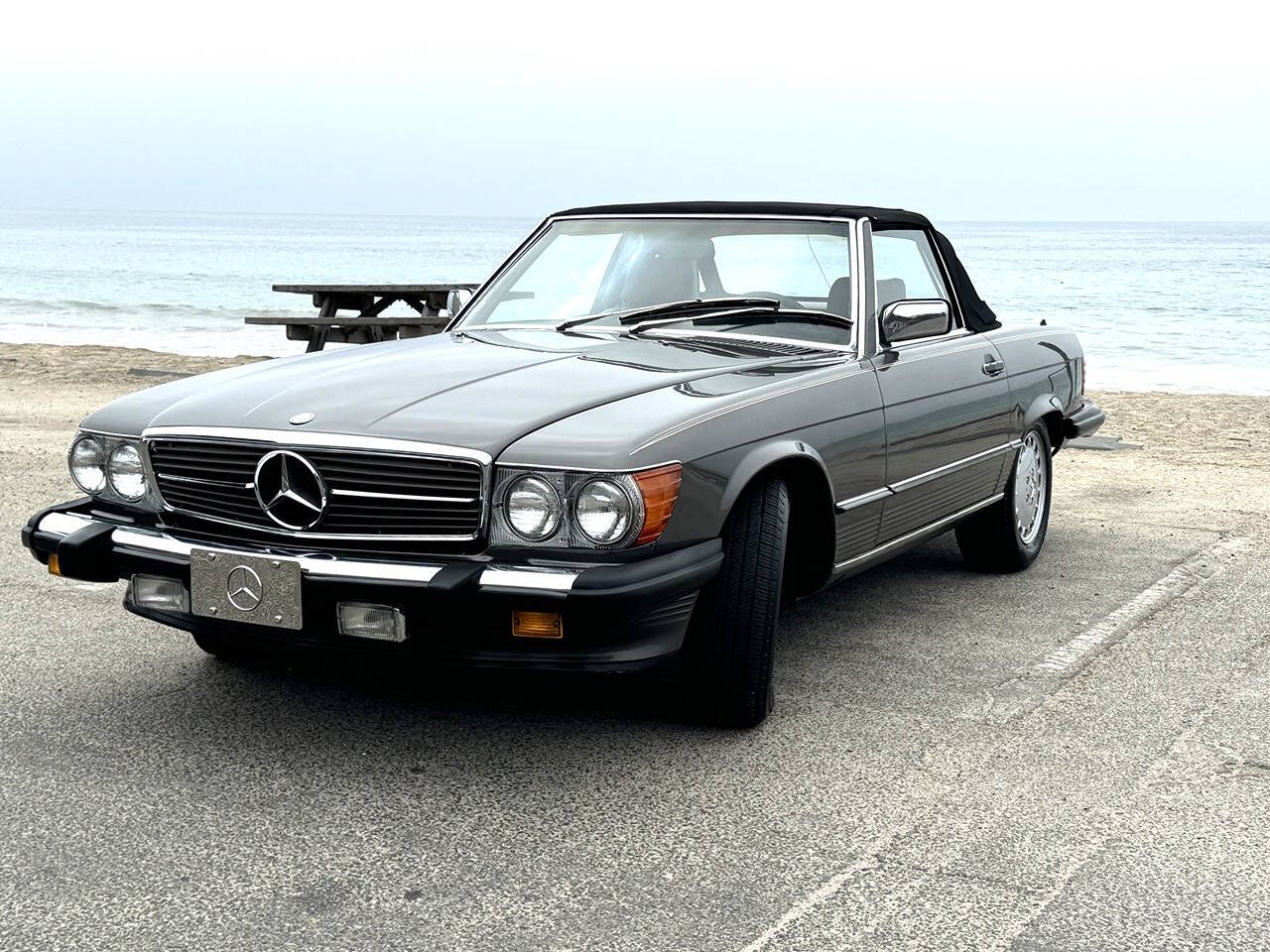 1986 Mercedes-Benz 560-Class for sale at DE AUTOS INC in San Juan Capistrano, CA