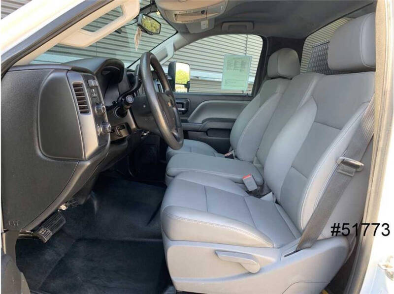 2022 Chevrolet Silverado 5500HD