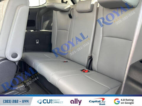 2023 Toyota Highlander Hybrid Bronze Edition