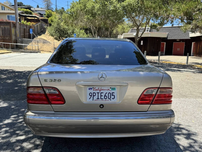 2000 Mercedes-Benz E-Class E 320