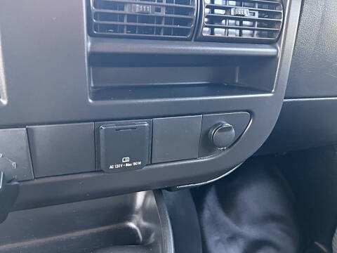 2019 GMC Savana 2500