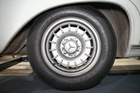 1972 Mercedes-Benz 280-Class