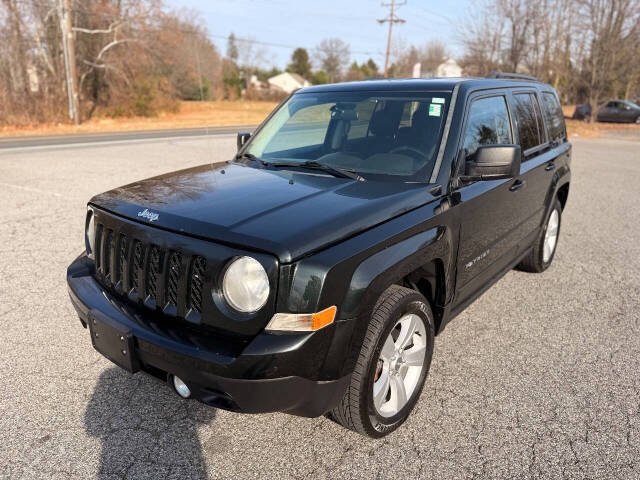 2013 Jeep Patriot Latitude's photo