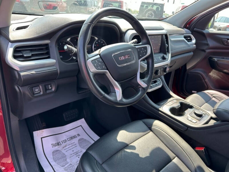 2021 GMC Acadia SLT