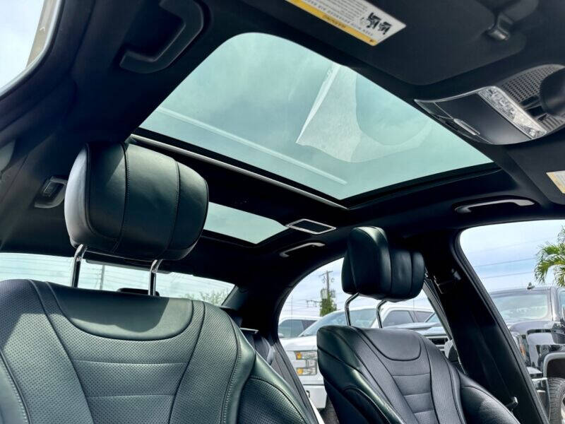 2016 Mercedes-Benz S-Class Sedan - $29,995