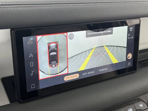 2023 Land Rover Defender 110 SE