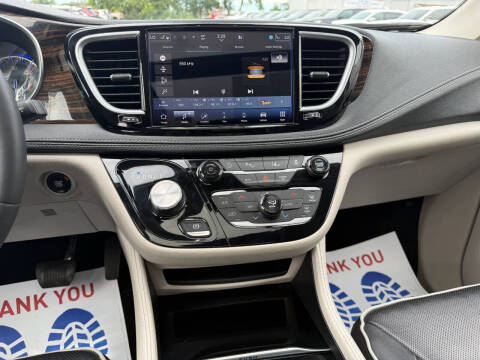 2023 Chrysler Pacifica Limited
