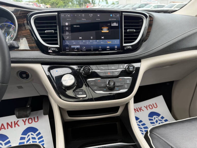 2023 Chrysler Pacifica Limited