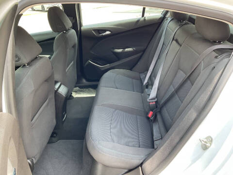 2017 Chevrolet Cruze LT Auto