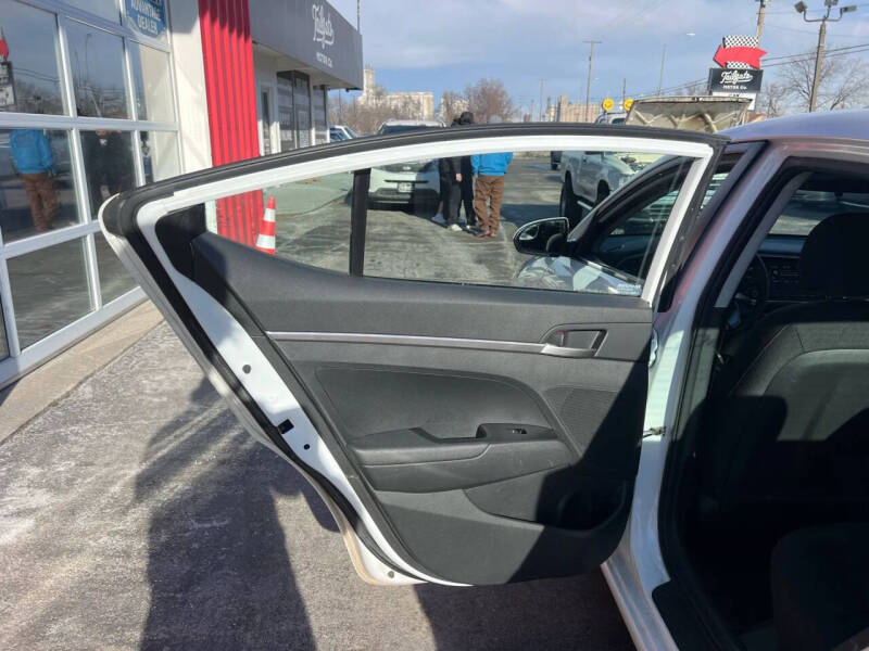 2019 Hyundai Elantra