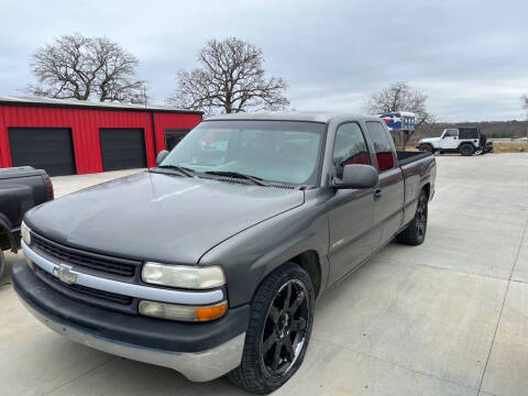 2001 Chevrolet Silverado 1500 for sale at LEE AUTO SALES in McAlester OK