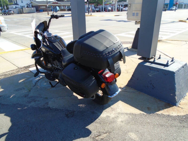 2023 Harley-Davidson flhcs