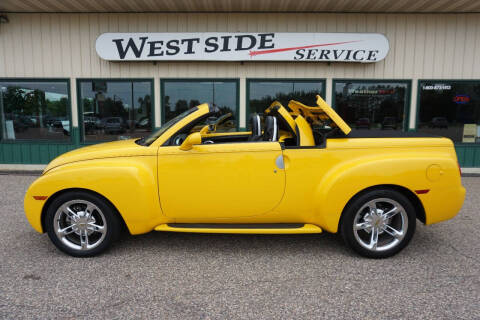 2004 Chevrolet SSR LS