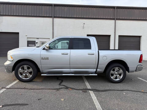 2018 RAM 1500 SLT
