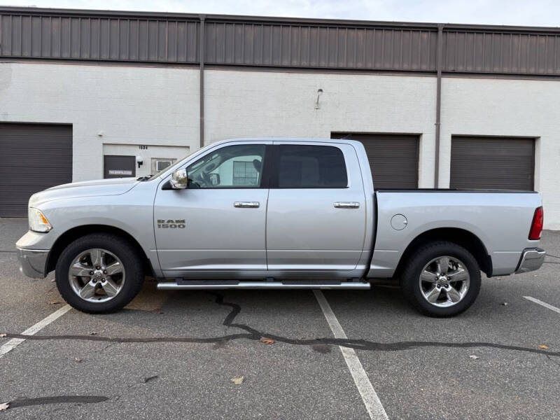 2018 RAM 1500 SLT