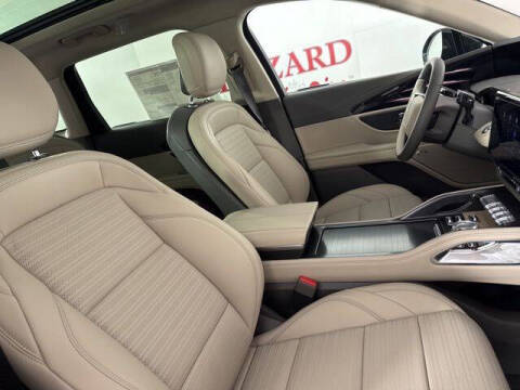 2025 Lincoln Nautilus Reserve